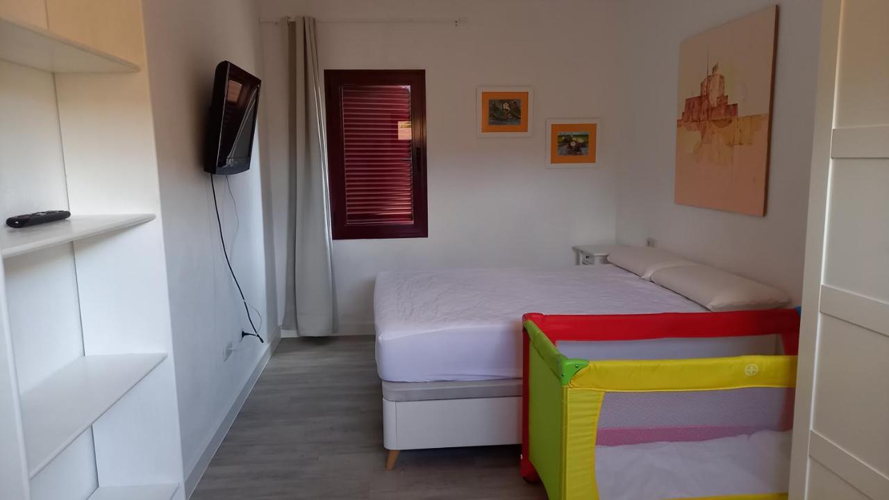 Casa Pitaya, acogedora, con piscina, fibra óptica La Oliva Exterior foto